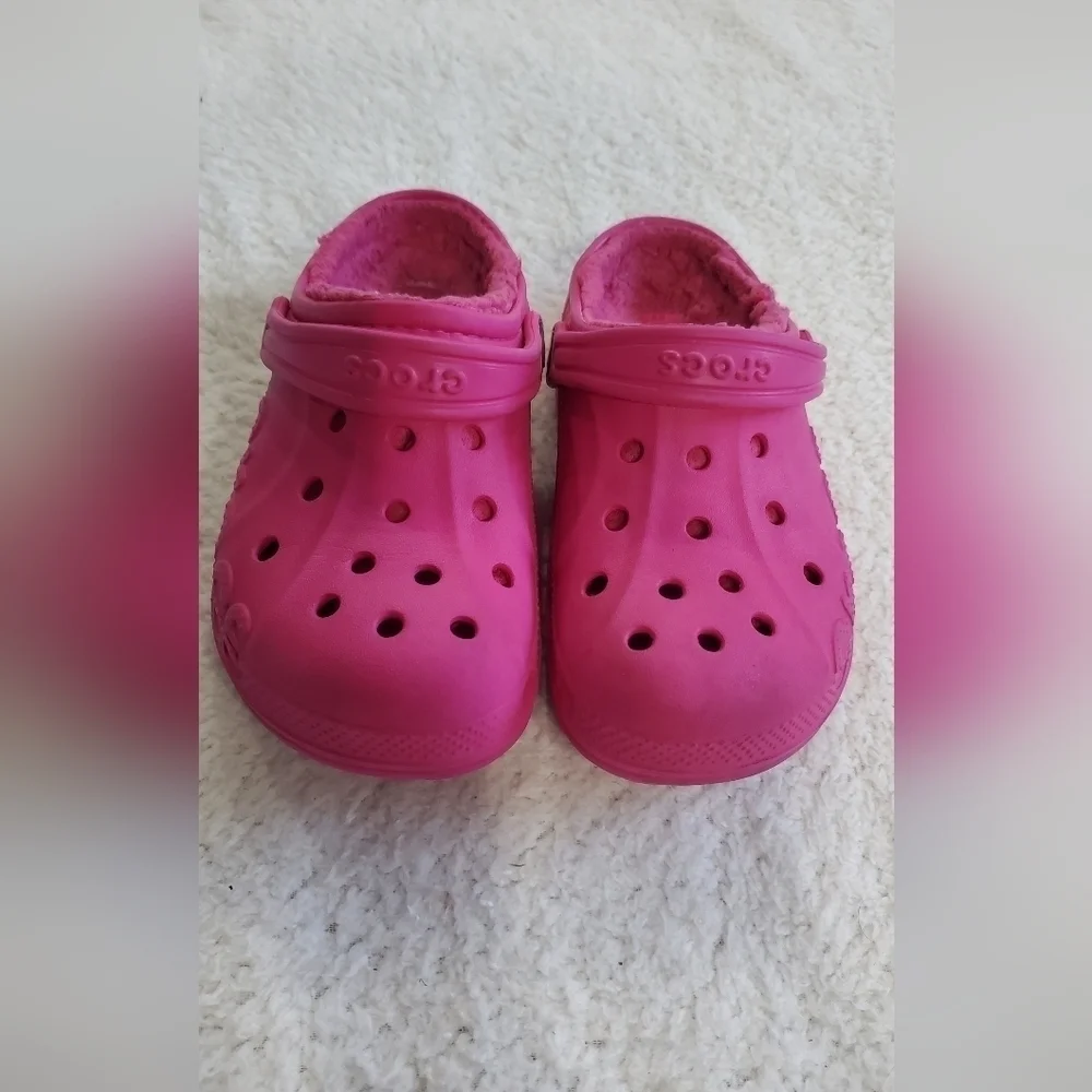 Crocs Classic Lined‎ Hot pink Girls Clogs Size 1
